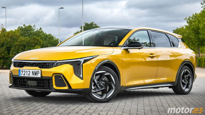 KIA K4