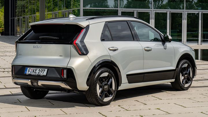 KIA Niro 2027 - posterior