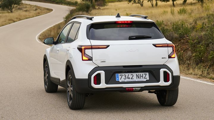 KIA Stonic - posterior