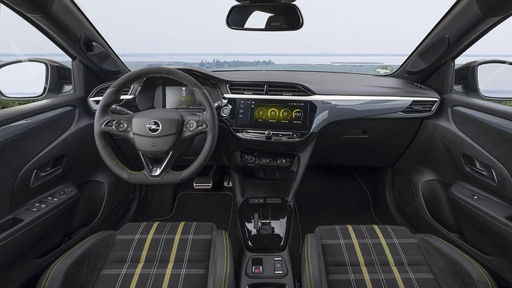 Opel Corsa GSE - interior