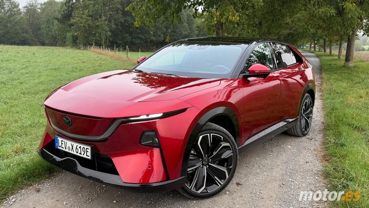 Mazda CX-6e