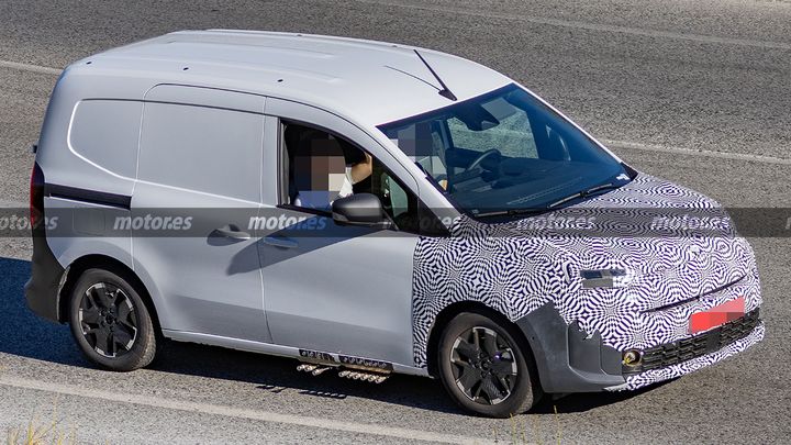 Renault Kangoo Furgón 2027 - foto espía