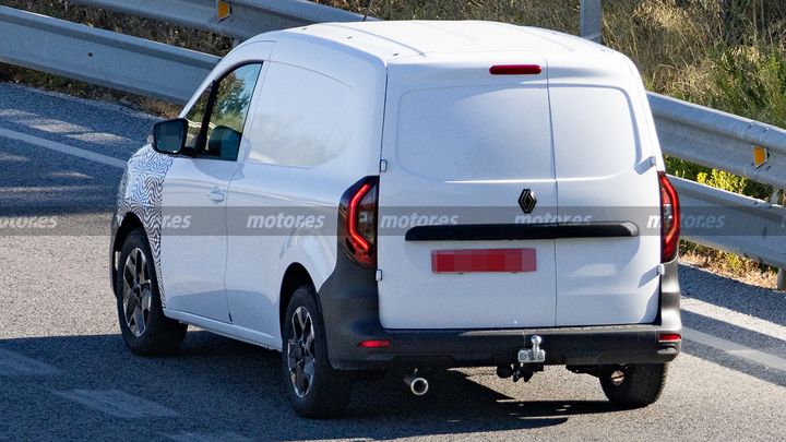 Renault Kangoo Furgón 2027 - foto espía