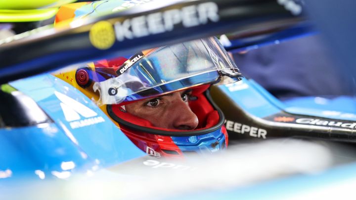 sainz-incendio-frenos-pone-nota-mejoras-