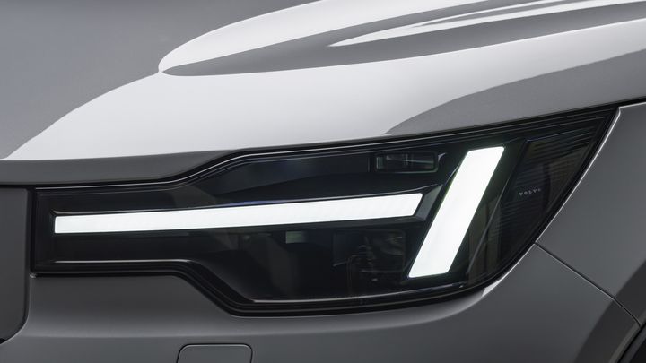 Volvo XC40 2027