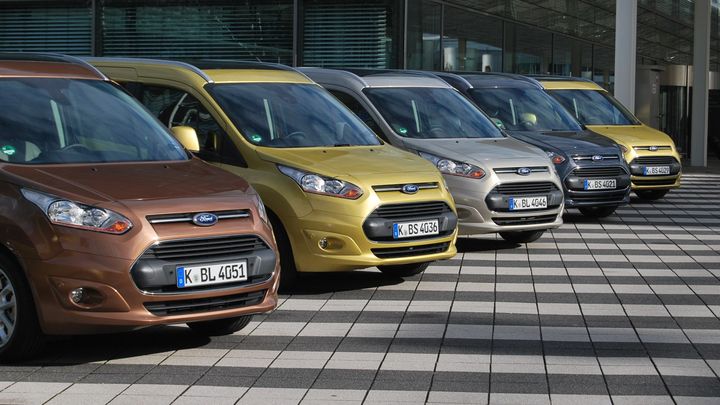 lo-que-no-veis-presentaciones-de-coches-
