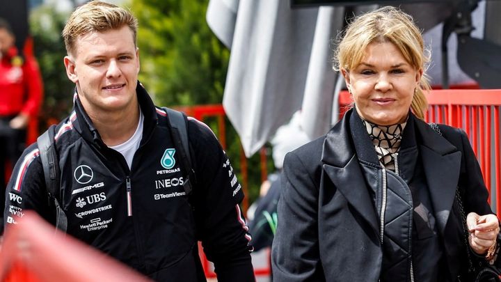 madre-no-tragaba-corinna-schumacher-inic