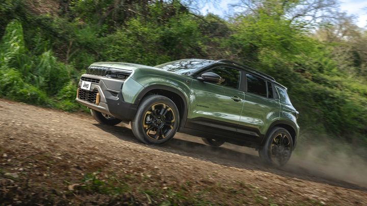 prueba-jeep-avenger-2027-2026116845-1791