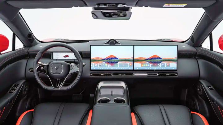 Interior del Voyah Passion S
