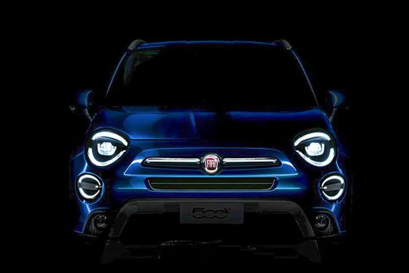 Fiat 500X 2019: la marca italiana revela su frontal en su primer