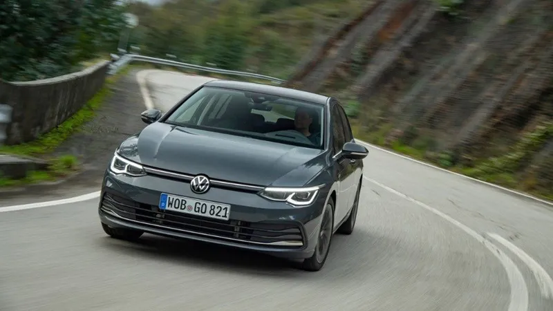  Precios del Volkswagen Golf   en España, ya puede ser configurado