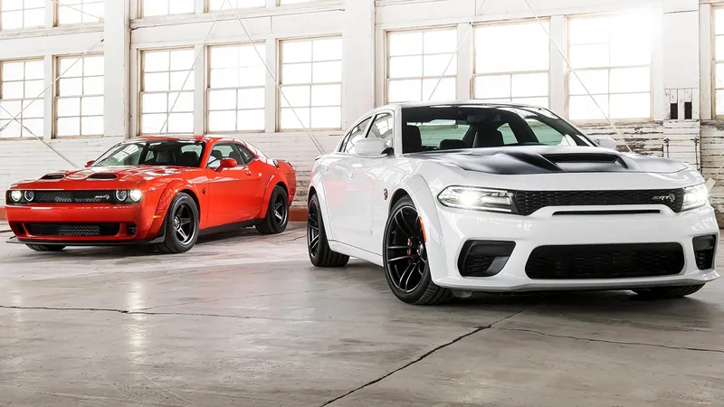 Dodge confirma nuestro gran temor, los nuevos Challenger y Charger solo  serán eléctricos