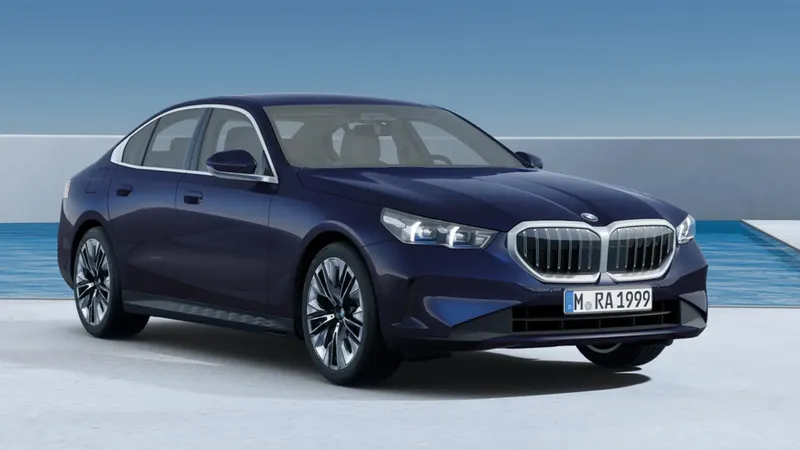  El nuevo BMW Serie 5 ya tiene precios en España, así queda la gama del  tecnológico y lujoso sedán alemán