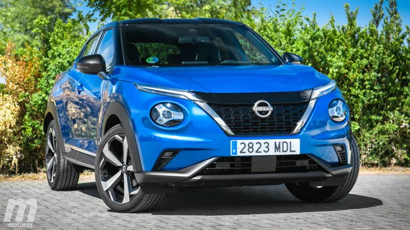 nissan juke 2023 azul