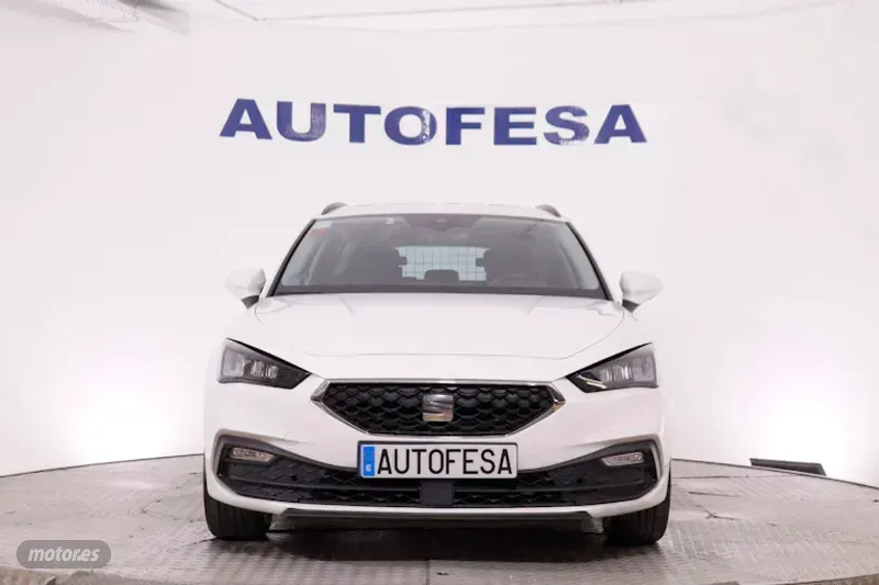 Seat Leon 1.eTSI STYLE DSG AUTO 110CV 5P # IVA DEDUCIBLE,NAVEGACION,CAMARA TRASERA,PARKTRONIC,FAROS LED - Imagen 2