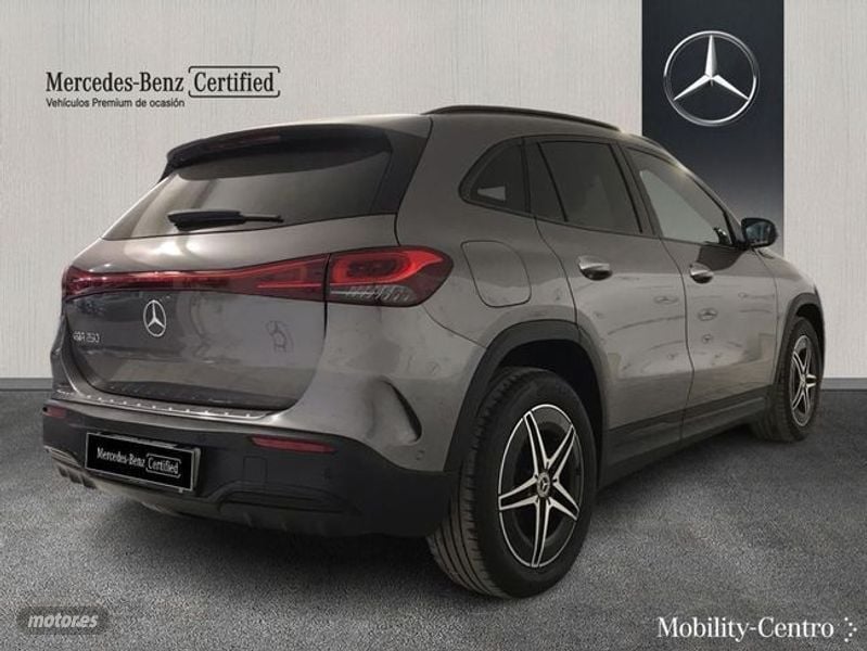 Mercedes EQA 250 amg line - Imagen 2