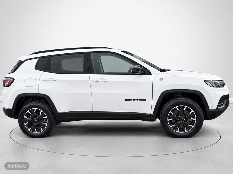 Jeep Compass 1.3 PHEV Trailhawk AWD AT 177 kW (240 CV) - Imagen 2