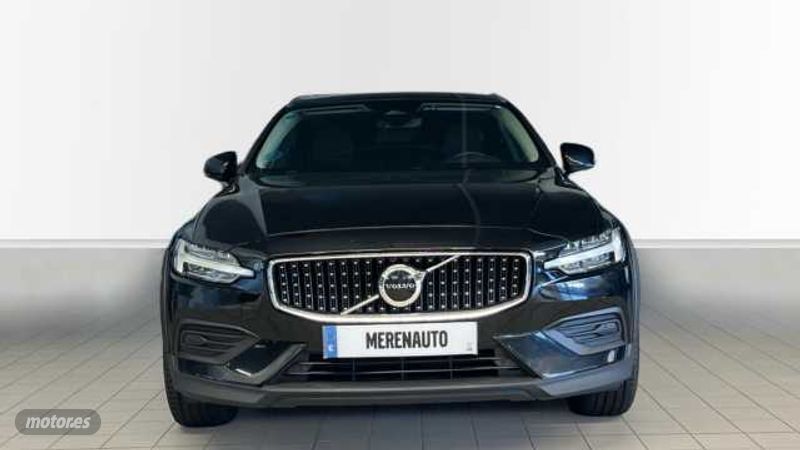 Volvo V 60 2.0 B4 D AWD CORE AUTO 197 CV - Imagen 2
