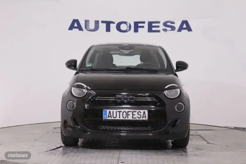 Fiat 500 e ELECTRICO 95CV AUTO 3P # IVA DEDUCIBLE,NAVI,PARKTRONIC,CAMARA TRASERA - Imagen 2