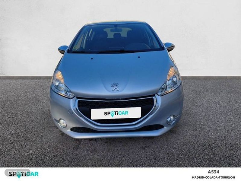 Peugeot 208 5P 1.4 HDi 68 Style - Imagen 2