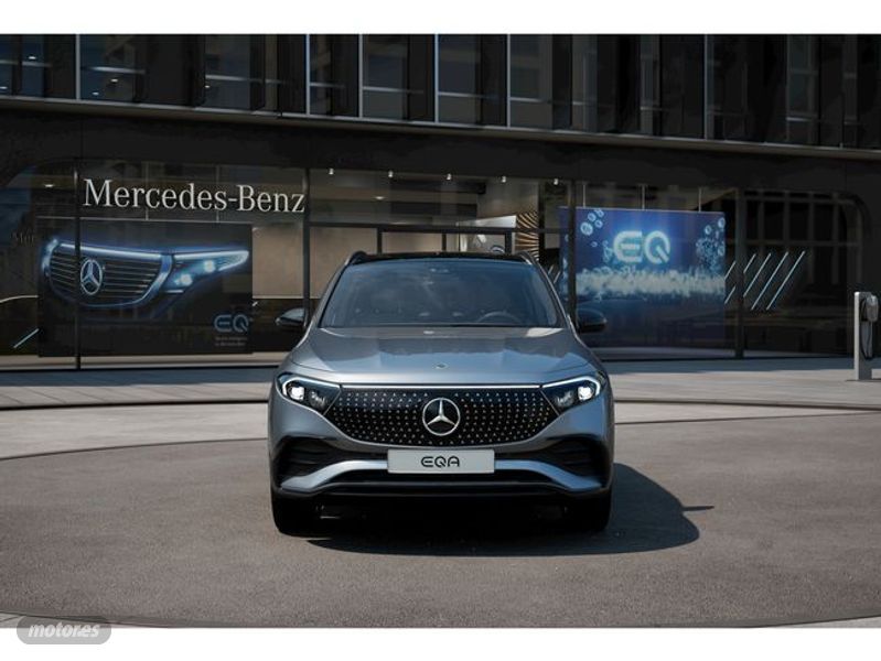 Mercedes EQA 250+ amg night edition - Imagen 2