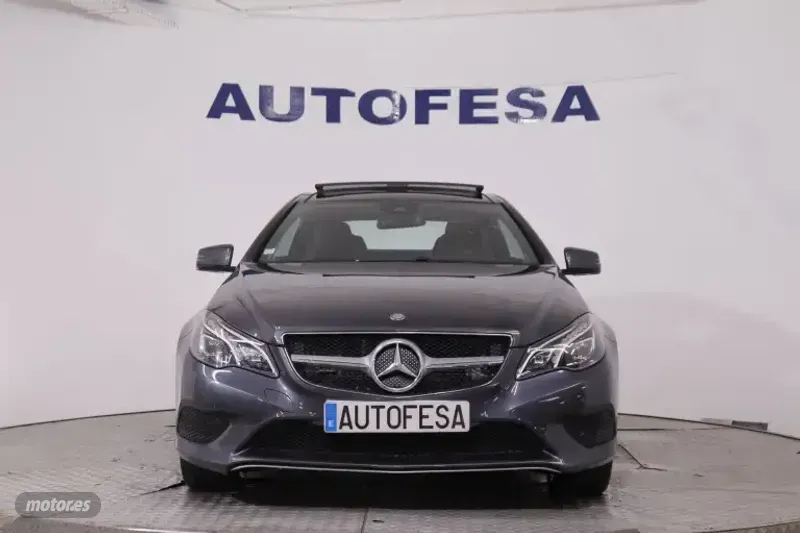 Mercedes Clase E E350 BLUETECH COUPE EXECUTIVE AUTO 265CV 2P # TECHO PANORAMICO ELE,CUERO,NAVI, - Imagen 2