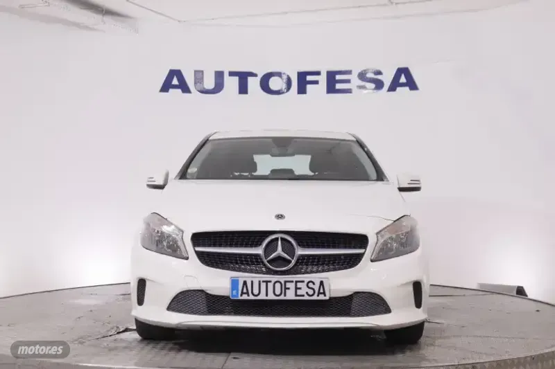 Mercedes Clase A A160 D INTUITION 90CV 5P - Imagen 2