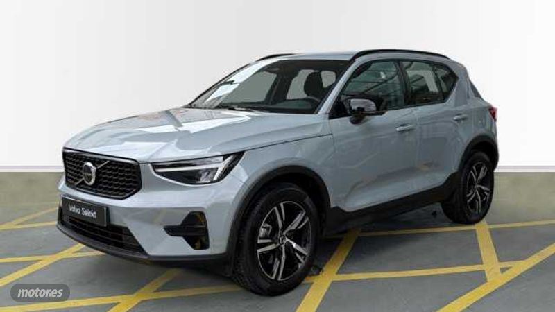 Volvo XC40 2.0 B3 MHEV PLUS DARK DCT 5P - Imagen 1