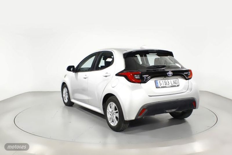 Toyota Yaris 1.5 VVT-I HYBRID ACTIVE TECH 5P - Imagen 2