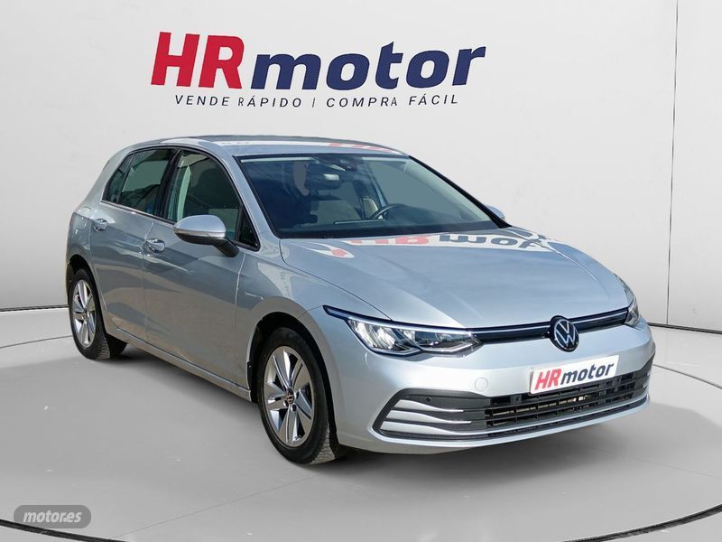 Volkswagen Golf Life - Imagen 1