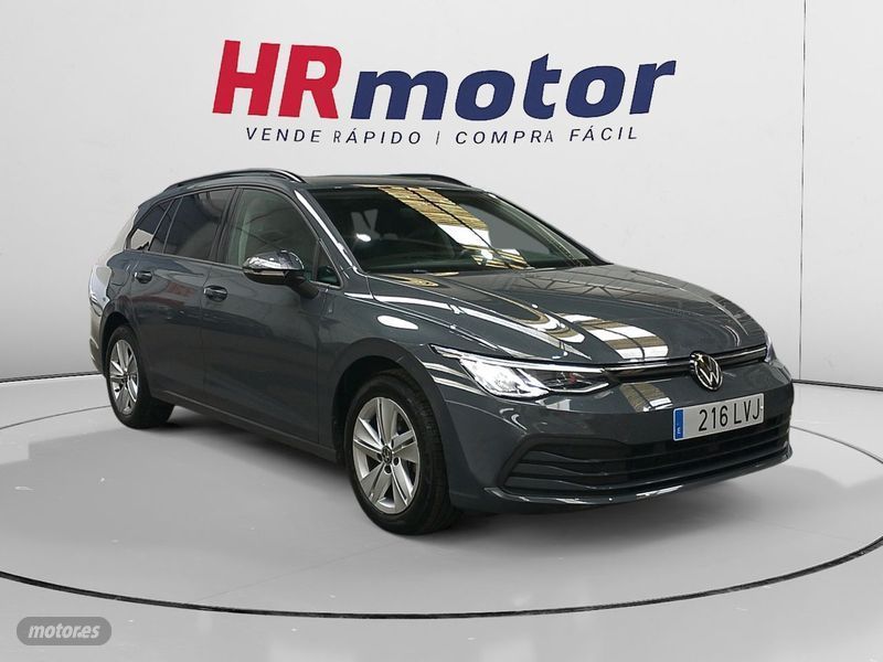 Volkswagen Golf Life - Imagen 1