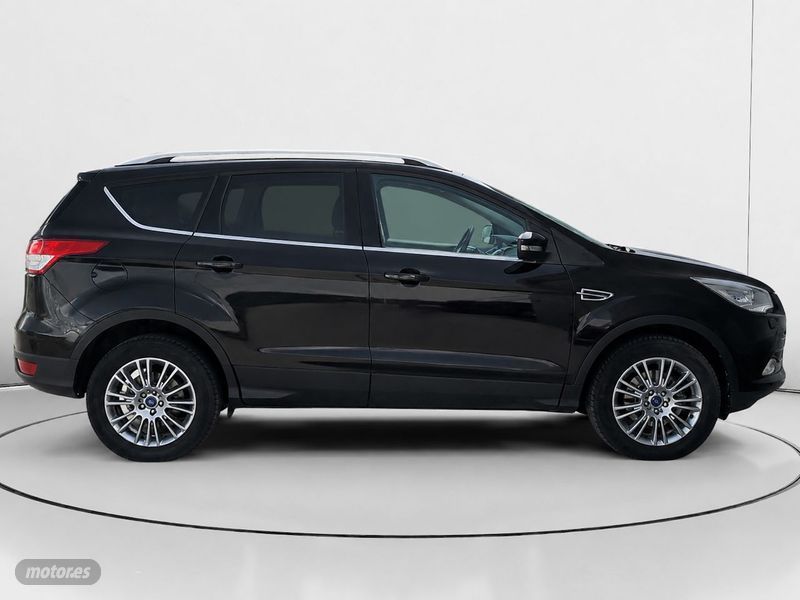 Ford Kuga 2.0 TDCI Titanium 4x4 Powershift 103 kW (140 CV) - Imagen 2