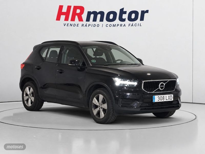 Volvo XC40 T2 Momentum Core Auto 95 kW (129 CV) - Imagen 1