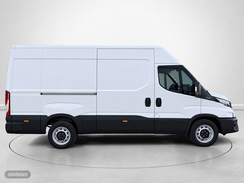 Iveco Daily Furgon 35S 16 V 115 kW (156 CV) - Imagen 2