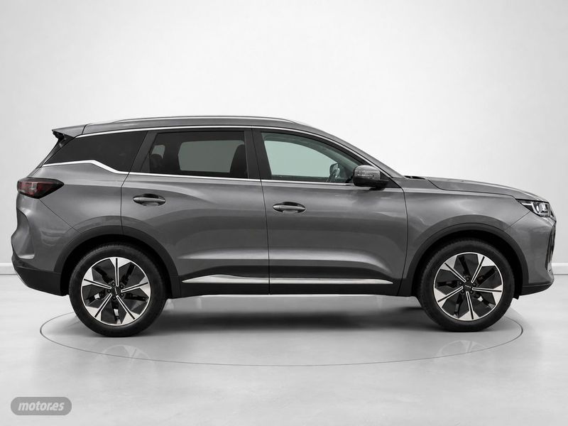EBRO S700 1.6 TGDI Luxury 7 DCT 108 kW (147 CV) - Imagen 2