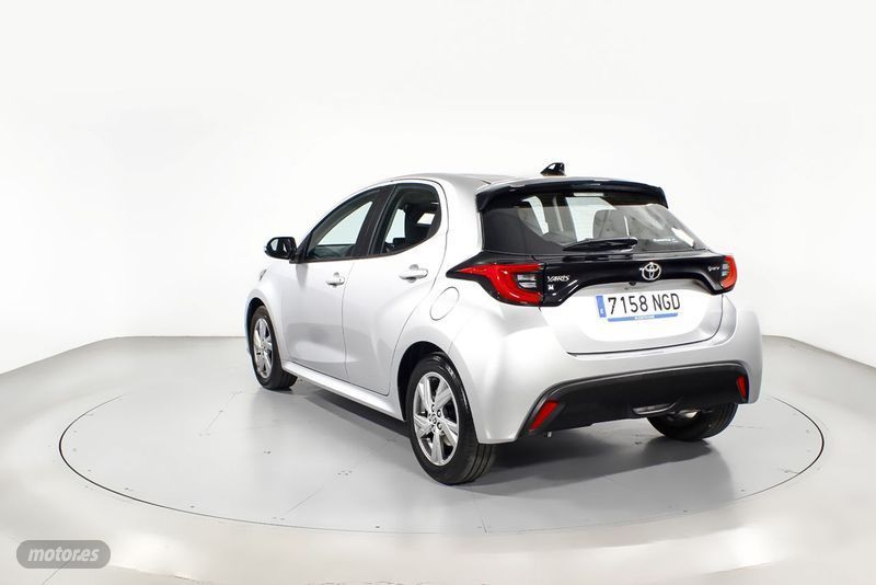 Toyota Yaris 1.5 VVT-I HEV ACTIVE PLUS 5P - Imagen 2