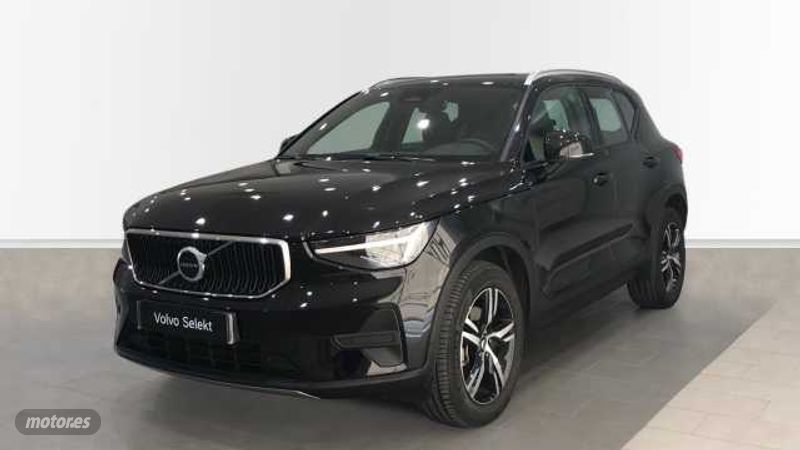 Volvo XC40 Core, B3 Mild hybrid, Gasolina - Imagen 1