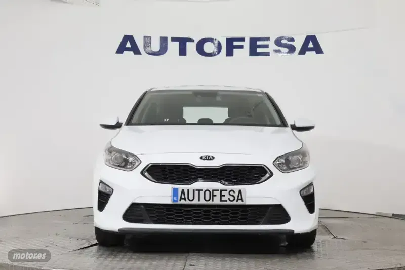 Kia Ceed 1.0 TGDI TURBO 120CV 5P # CAMARA TRASERA - Imagen 2