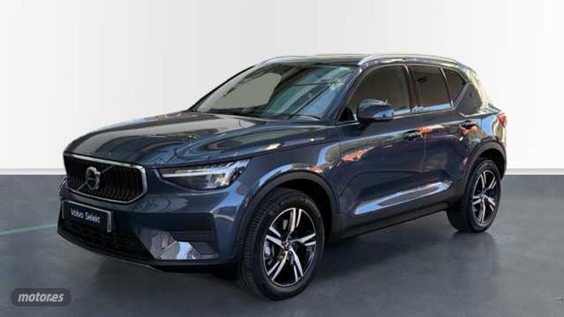 Volvo XC40 CORE B3 MILD HYBRID GASOLINA - Imagen 1