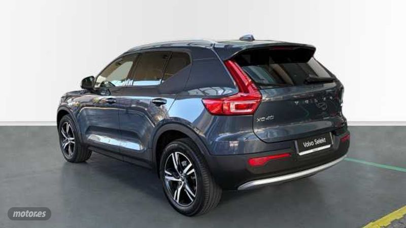 Volvo XC40 CORE B3 MILD HYBRID GASOLINA - Imagen 2