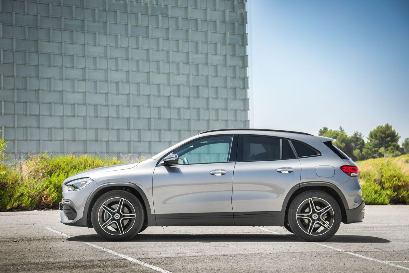 El Mercedes GLA mide 4,41 m de longitud