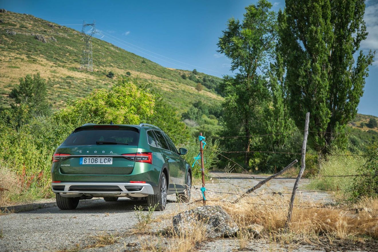 El acabado Scout del Skoda Superb propone una estética campera y tracción total