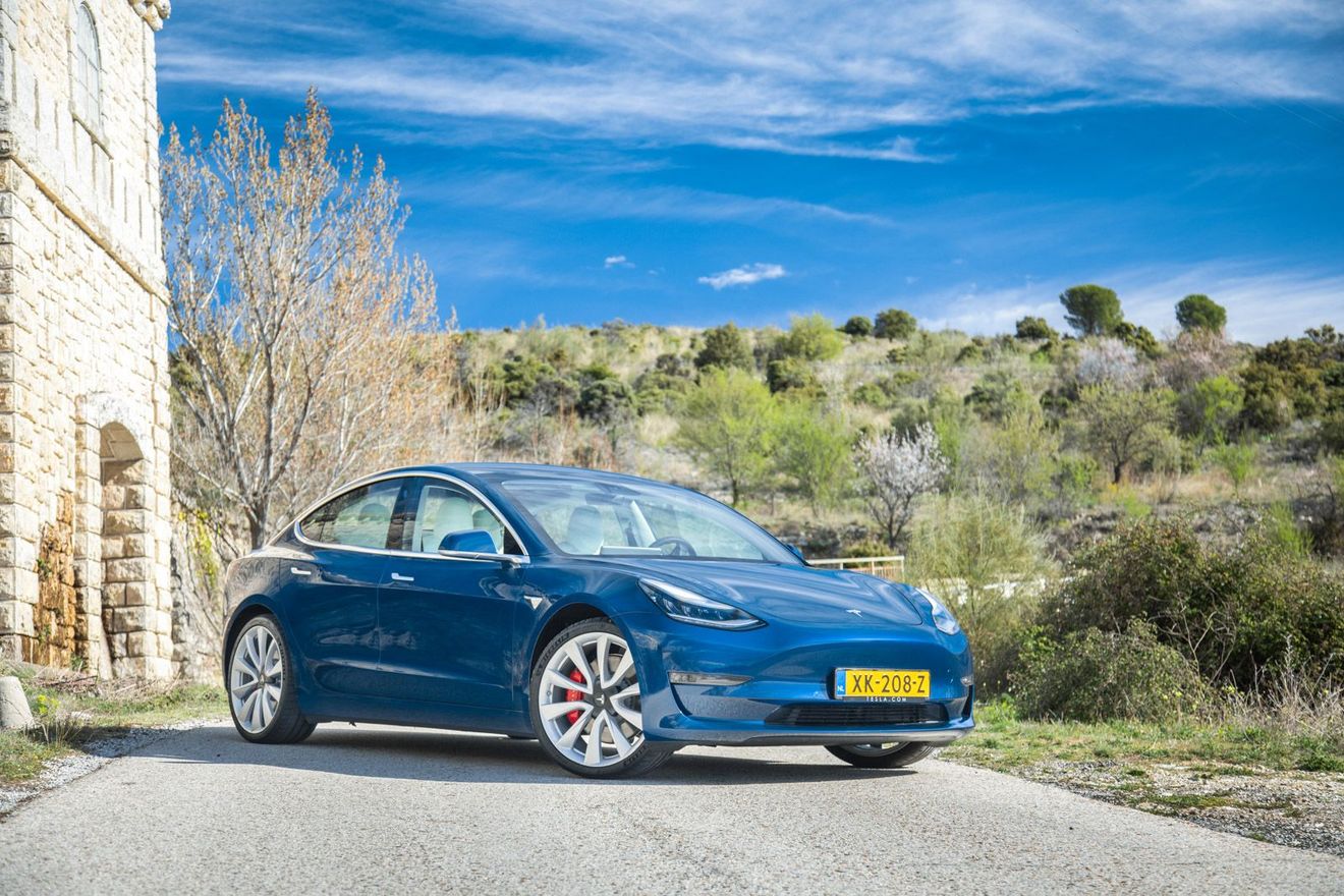 Foto Tesla Model 3 - exterior