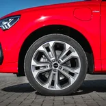 Audi Q3 Sportback 45 TFSIe (Rojo Progressive) - Miniatura 17