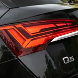 Audi Q5 40 TDI S Line (Negro Mitos Metalizado) - Miniatura 19