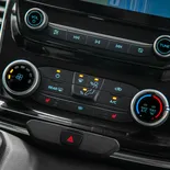 Ford Tourneo Custom Plug-In Hybrid - Miniatura 8