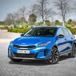 KIA XCeed PHEV (color Blue Flame) - Miniatura 4