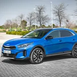 KIA XCeed PHEV (color Blue Flame) - Miniatura 6