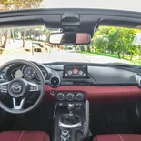 Mazda MX-5 RF Dark Red Edition - Miniatura 5