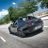 Mazda MX-5 RF Dark Red Edition - Miniatura 22